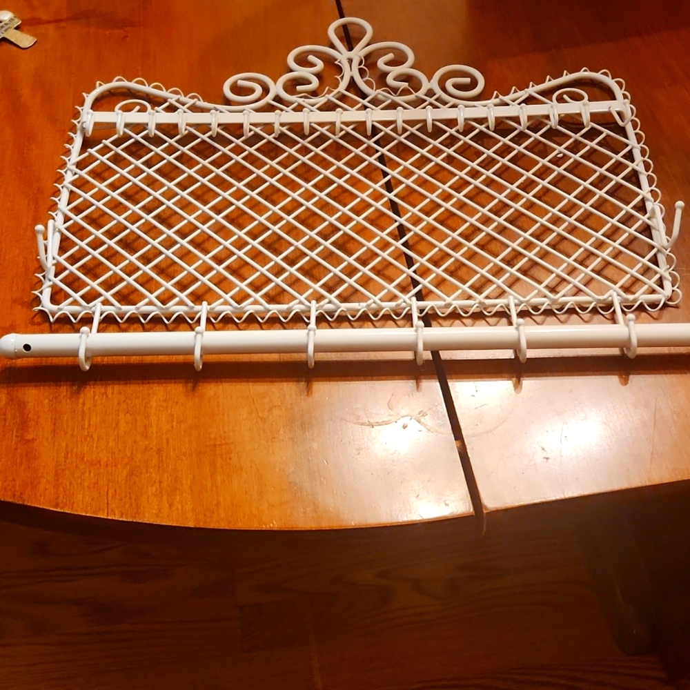 Jewelry holder